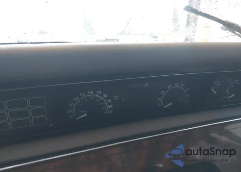 1993 Buick Regal Gran Sport from USA, damaged, VIN 2G4WF54L0P1462286